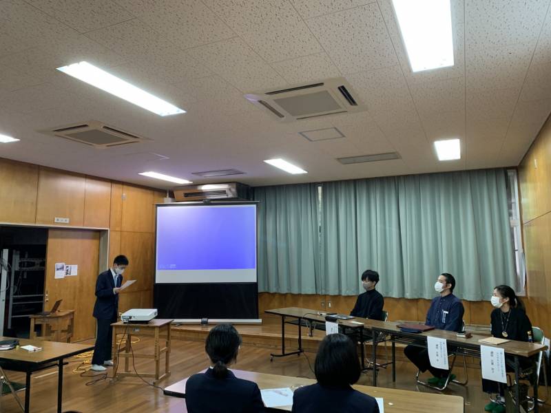 県内中学校への出前講座授業に講師として参加